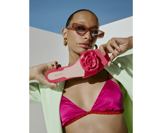 Rasteira Tira Única Flor Rosa
