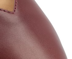 Mule Bico Fino Roxa