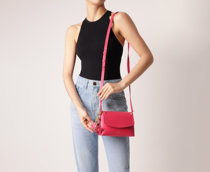 Bolsa Tiracolo Pequena Chaveiro Flor Rosa