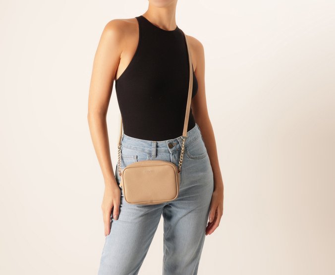 Bolsa Tiracolo Pequena Essencial Bege