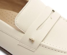 Mocassim Com Pala Aplicação A Branco