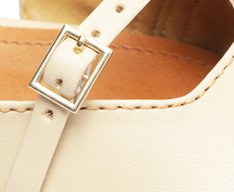 Sapatilha Slingback Salto Bloco Tiras Branca