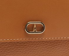 Bolsa Tiracolo Média Com Divisórias Marrom