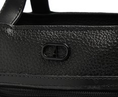 Bolsa Tote Média Bolso Frontal Barbicacho Preta
