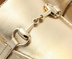 Mocassim Bridão Monocolor Dourado