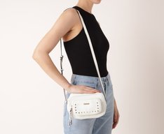 Bolsa Tiracolo Média Tachas Bolso Frontal Branca
