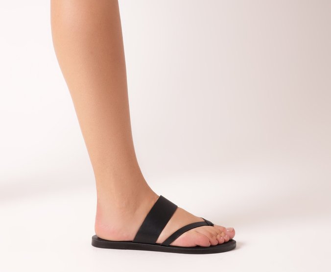 Rasteira Minimal Chic Preta