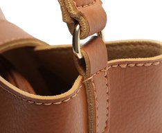 Bolsa Tiracolo Pequena A Marrom
