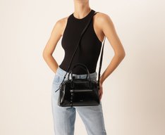 Bolsa Tote Média Soft Hobo Preta