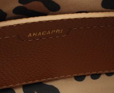 Bolsa Tiracolo Baguete Média Arredondada Marrom