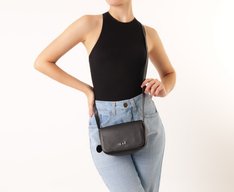 Bolsa Tiracolo Pequena Premiatto Preta