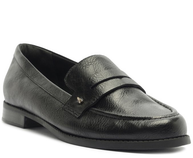 Mocassim Com Pala Aplicação A Preto