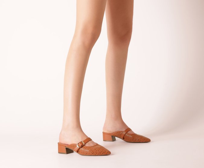 Sandália Mule Fivela Ana Laranja