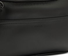 Bolsa Tiracolo Média Lisa Preta