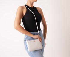 Bolsa Tiracolo Pequena Clássica Branca