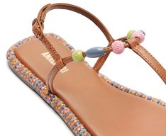 Sandália Slim Pespontos Missangas Multicolor E Marrom