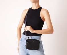 Bolsa Tiracolo Pequena Textura Glam Preta
