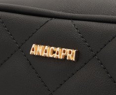 Bolsa Tiracolo Média Matelassê Triangular Arredondada Preta