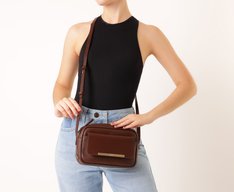 Bolsa Tiracolo Média Com Bolso Valentina Marrom