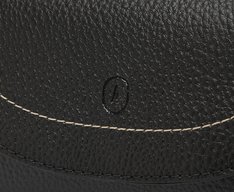 Bolsa Tiracolo Pequena Tampa Pop Preta