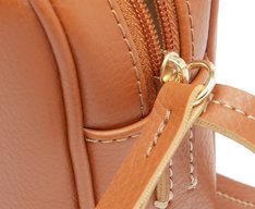 Bolsa Tiracolo Pequena Cápsula Marrom