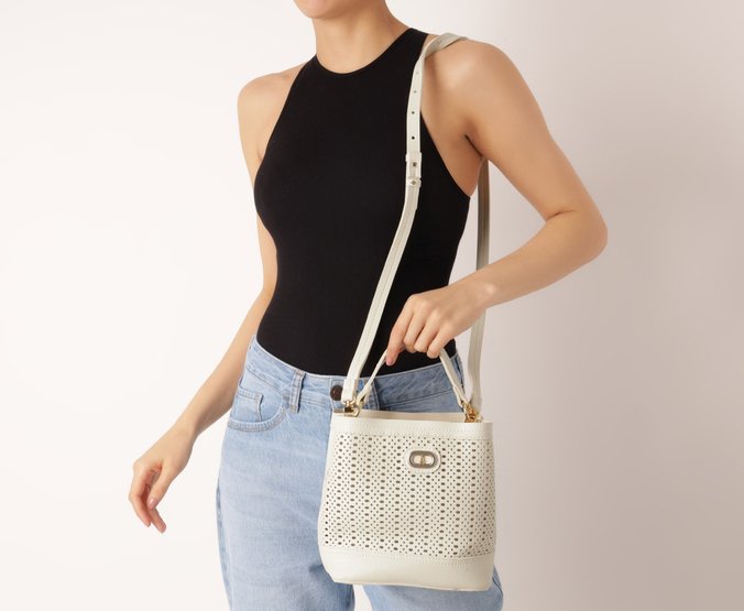 Bolsa Tote Média Detalhada Ana Branca