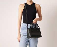 Bolsa Tote Pequena Costuras Preta